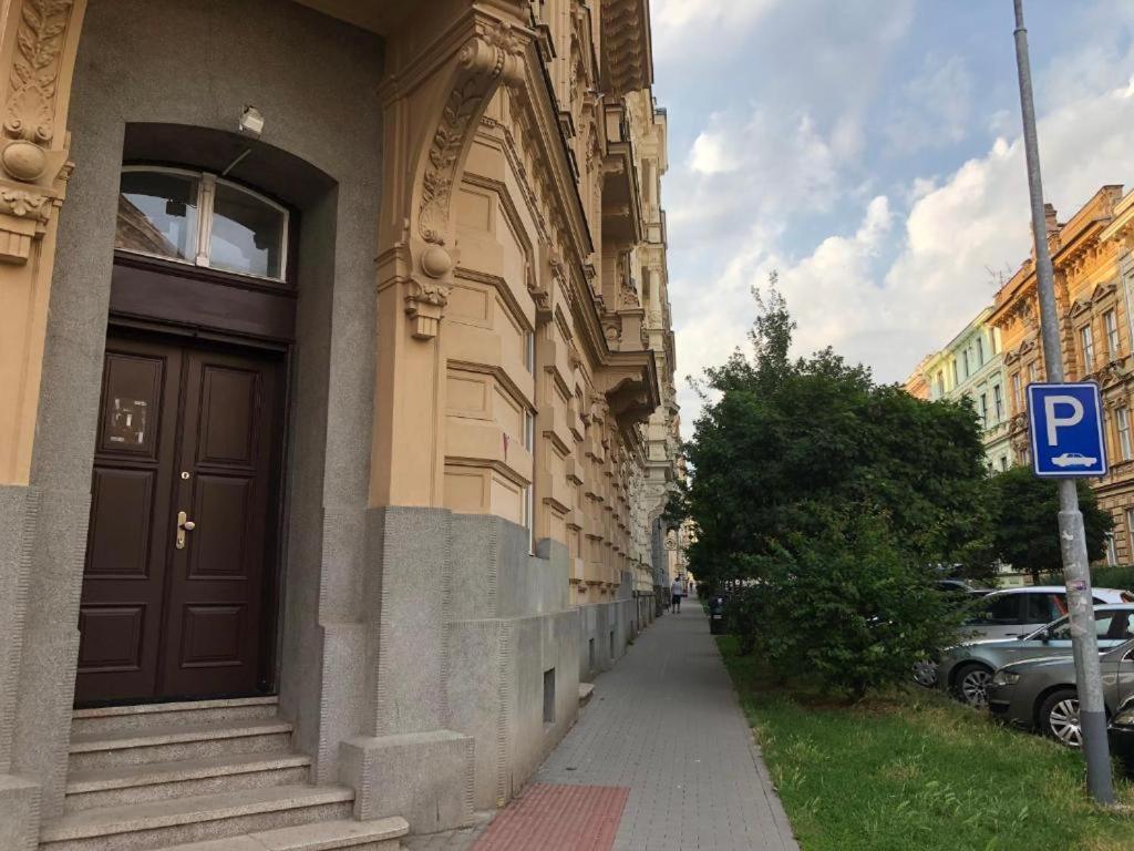 Cozy Rooms, 10 Min By Walk To The Center Бърно Екстериор снимка