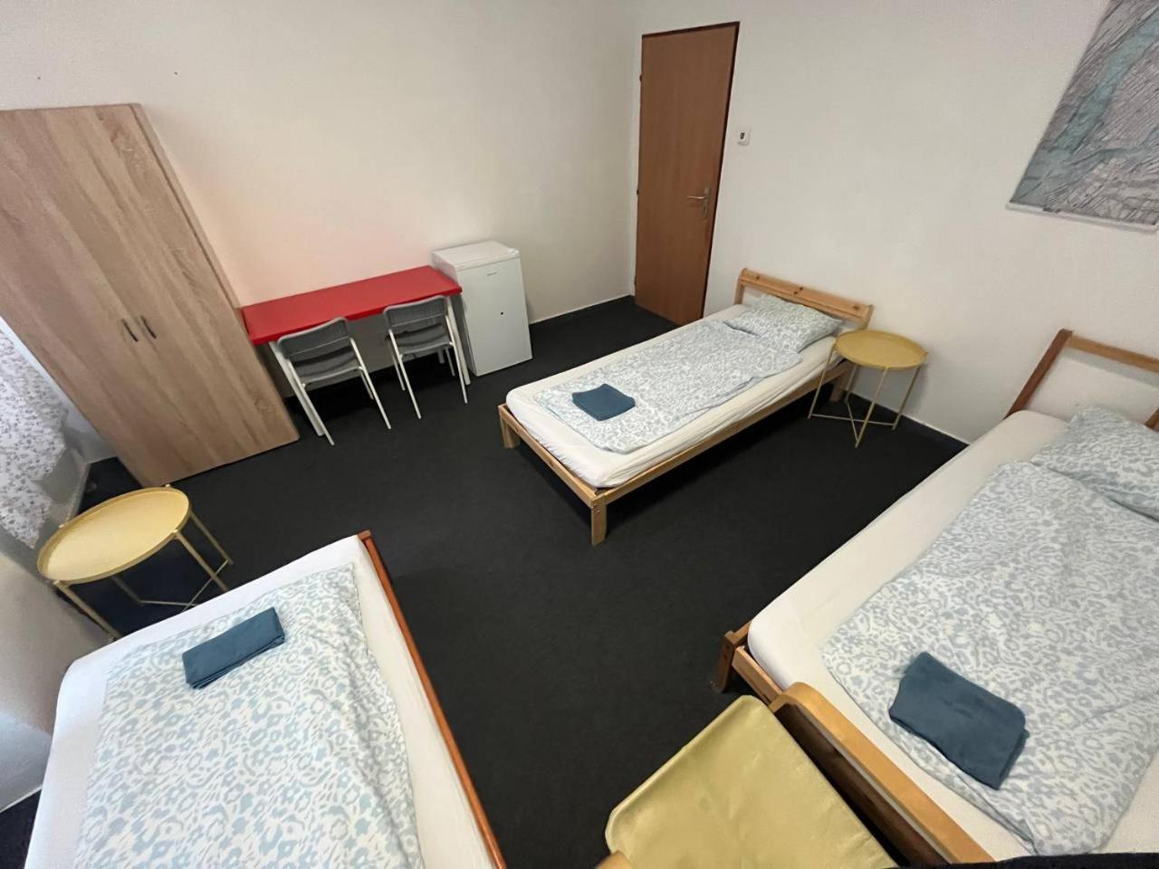 Cozy Rooms, 10 Min By Walk To The Center Бърно Екстериор снимка